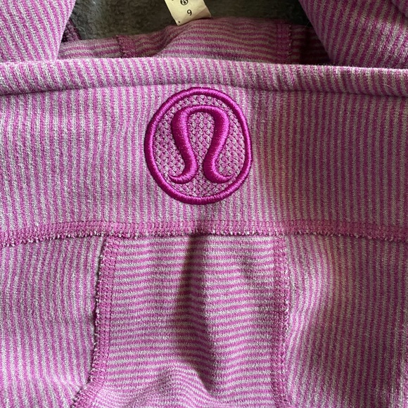 Lululemon Scuba Hoodie Size 6 - Picture 3 of 3